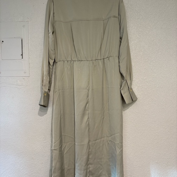 Banana Republic Long Sleeve Tan Dress - Picture 4 of 7